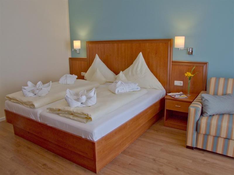 R&R Strandhotel Baabe Buitenkant foto