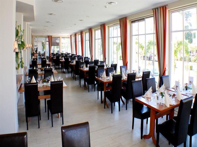 R&R Strandhotel Baabe Buitenkant foto