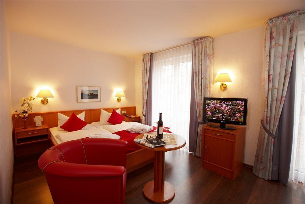 R&R Strandhotel Baabe Buitenkant foto