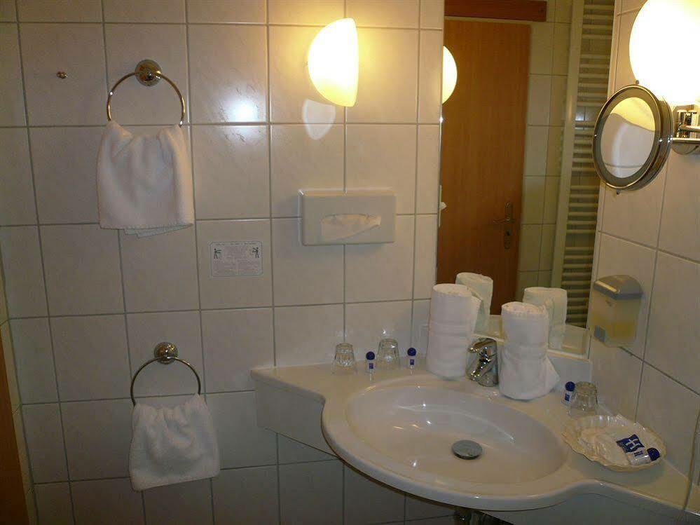 R&R Strandhotel Baabe Buitenkant foto
